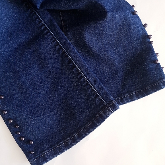 CHARTER CLUB Blue Pearl Embellished Jeans - Picture 6 of 12
